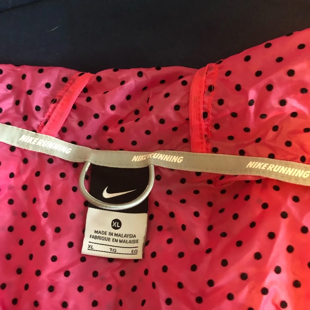 Nike Womens Running Windbreaker - Picture 2 of 12